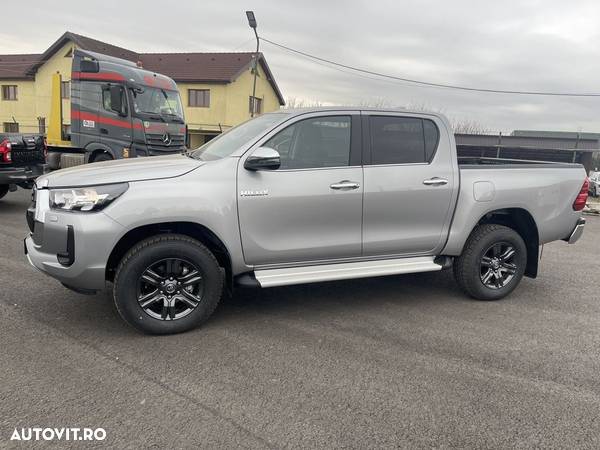 Toyota Hilux - 3