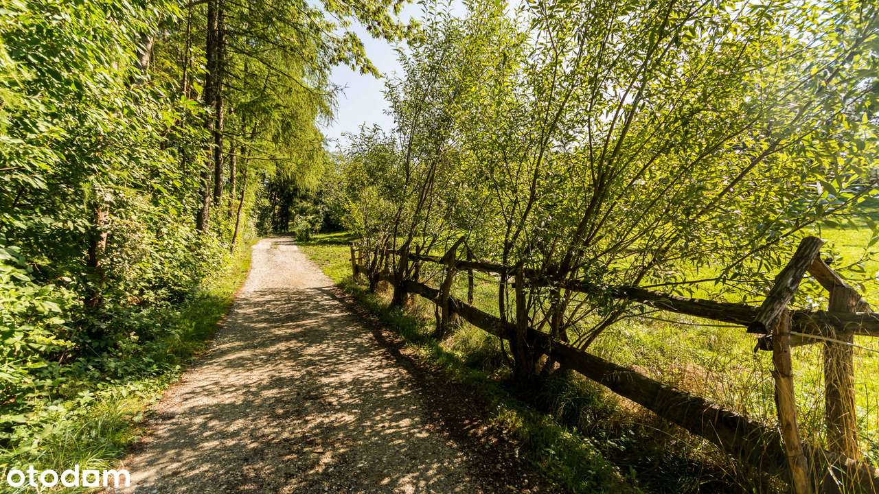 Uzbrojone 2 działki budowlane przy lesie| 9.27a i 11.5 ar | cent.9 min-9