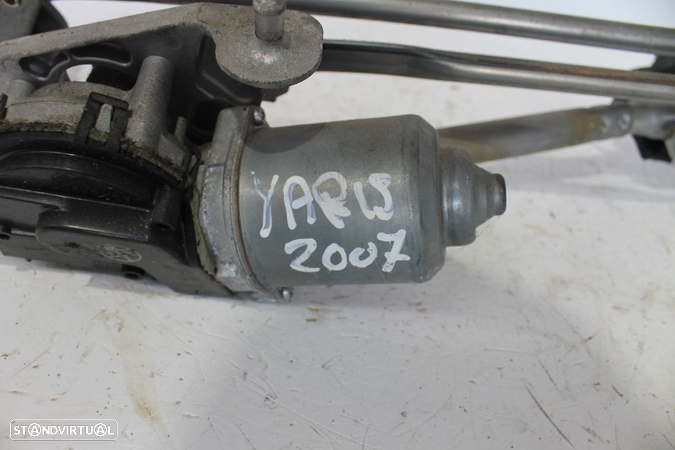 Limpa Para Brisas Toyota Yaris de 2007 - 4