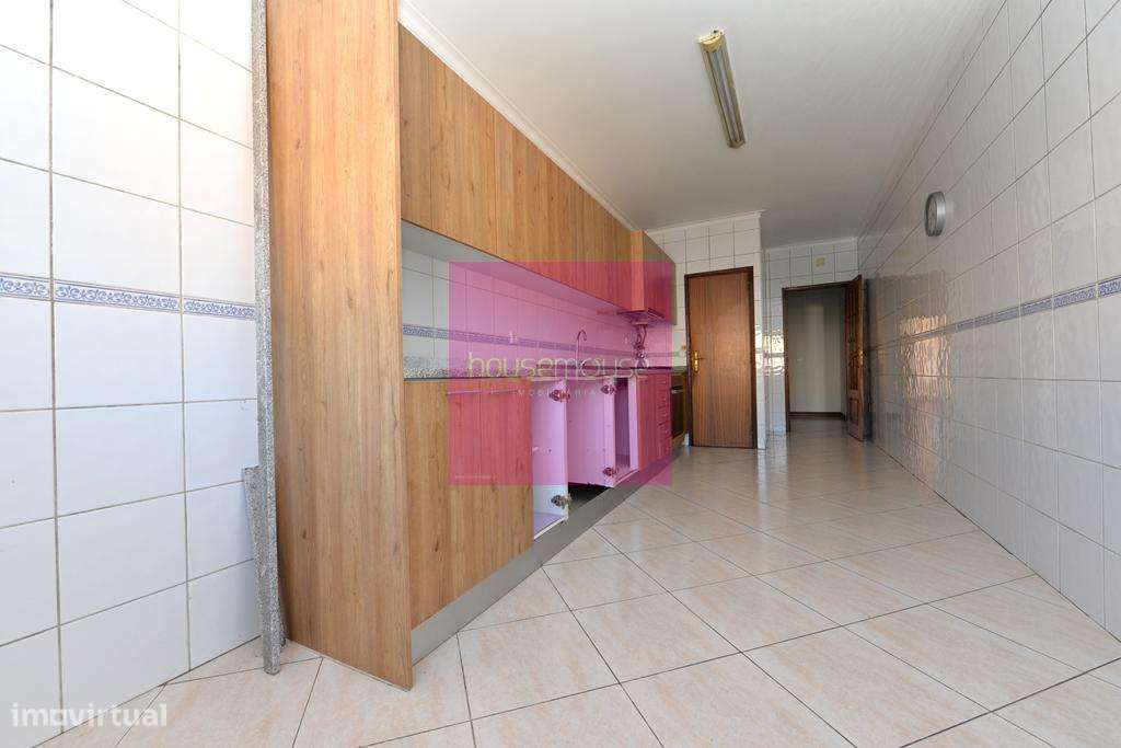 Apartamento T 3 Braga Lamaçaes-1
