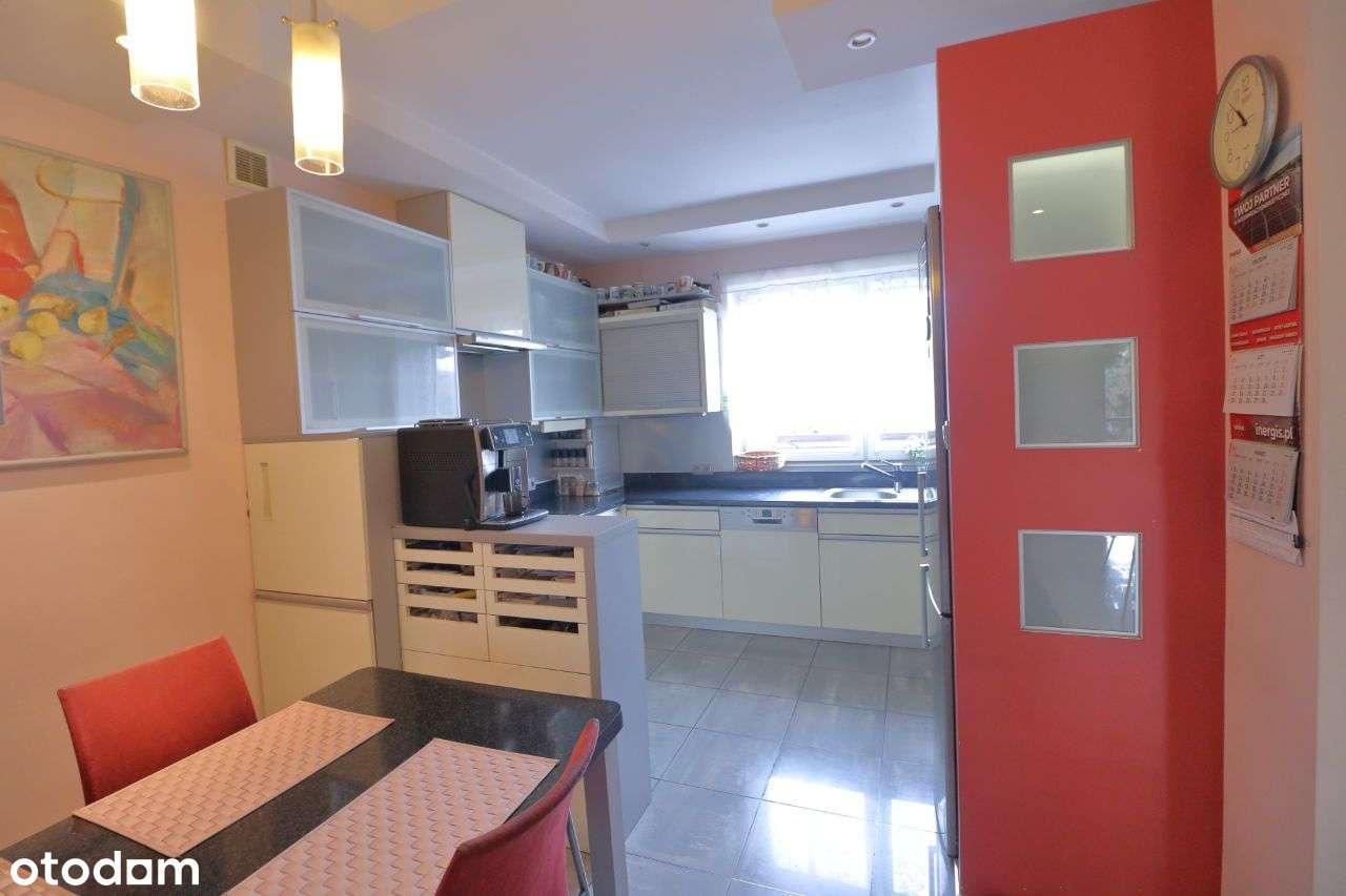 Twój dom rodzinny w spokojnej dzielnicy-5