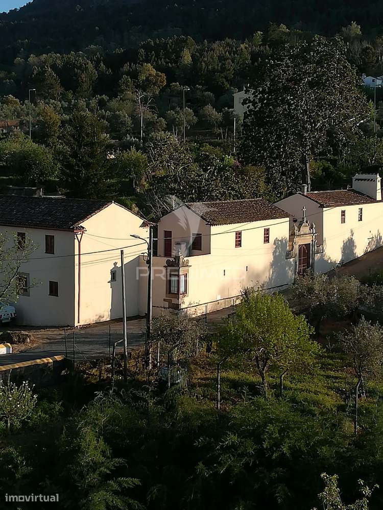 Moradia com quintal e garagem - Grande imagem: 4/30