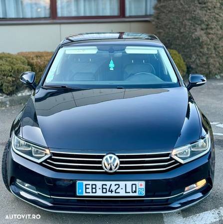 Volkswagen Passat 1.6 TDI SCR DSG Business - 13