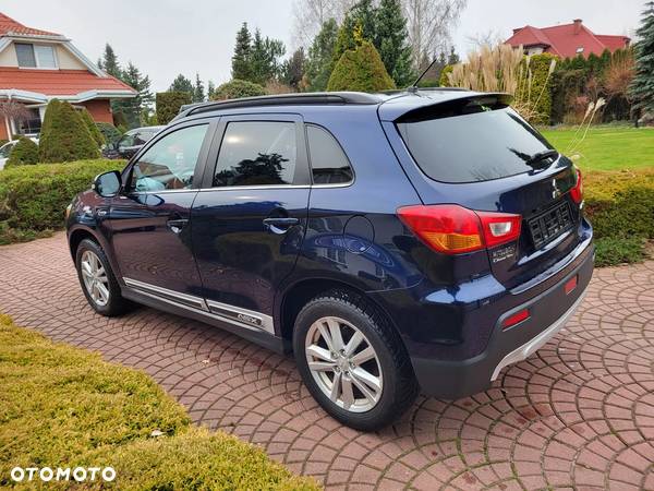 Mitsubishi ASX 1.8 DID Instyle 4WD AS&G - 19