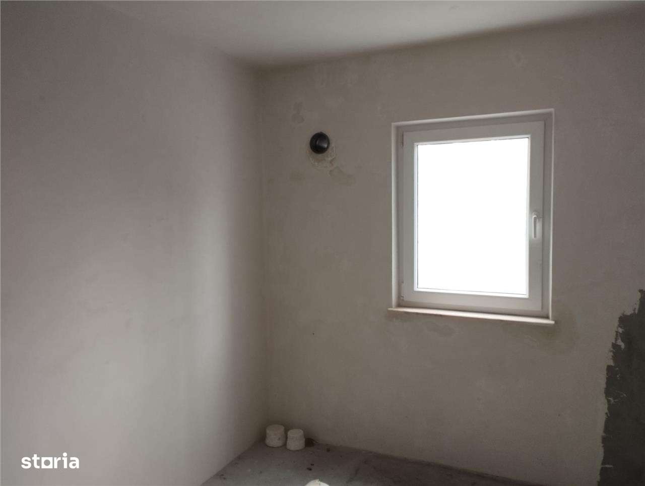 3 camere decomandate Bistrita Lac etaj 1-4