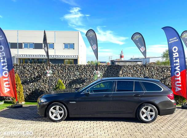 BMW Seria 5 520d Touring Aut. Modern Line - 18