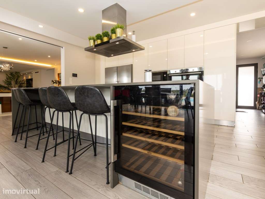 Refúgio Moderno com Vista e Design no Pico da Pedra, Ilha de São Mi...-30