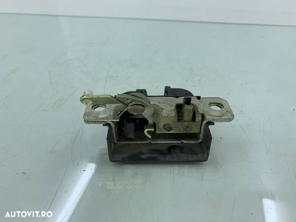 Broasca haion VW POLO 9N AZQ / BME 2001-2007  6Q6827505B - 3