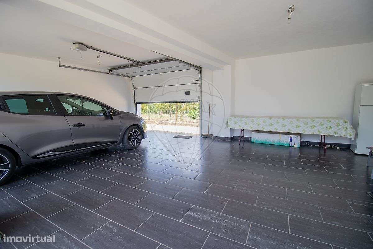 Moradia T6 para venda-43