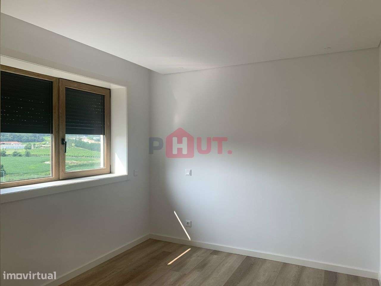 Apartamento T3 - Lousada-Centro-25