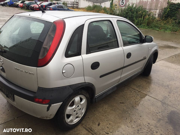 Dezmembrez Opel Corsa C 1.7 dti - 6