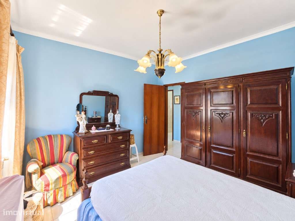 MORADIA 195 m² COM POTENCIAL PARA 2 HABITAÇÕES | PRÓXIMA DAS PRAIAS...-40