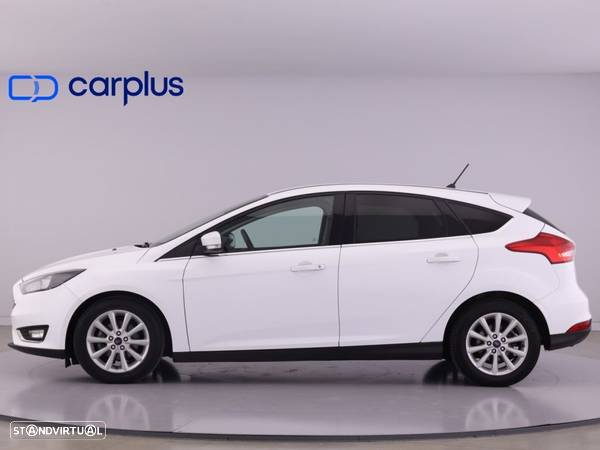 Ford Focus 1.0 EcoBoost Titanium - 4