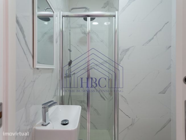 APARTAMENTO T2 RENOVADO, PRÓXIMO DO JARDIM DO PRÍNCIPE REAL-17