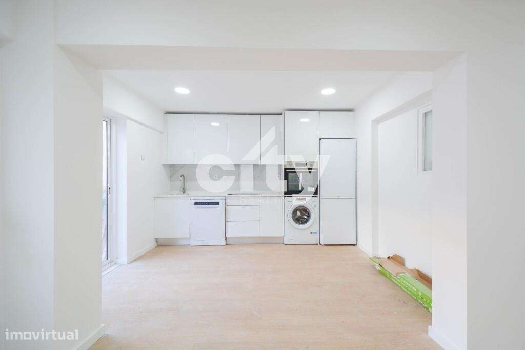 T2 Remodelado com Logradouro Privativo de 45m2 - Grande imagem: 3/21