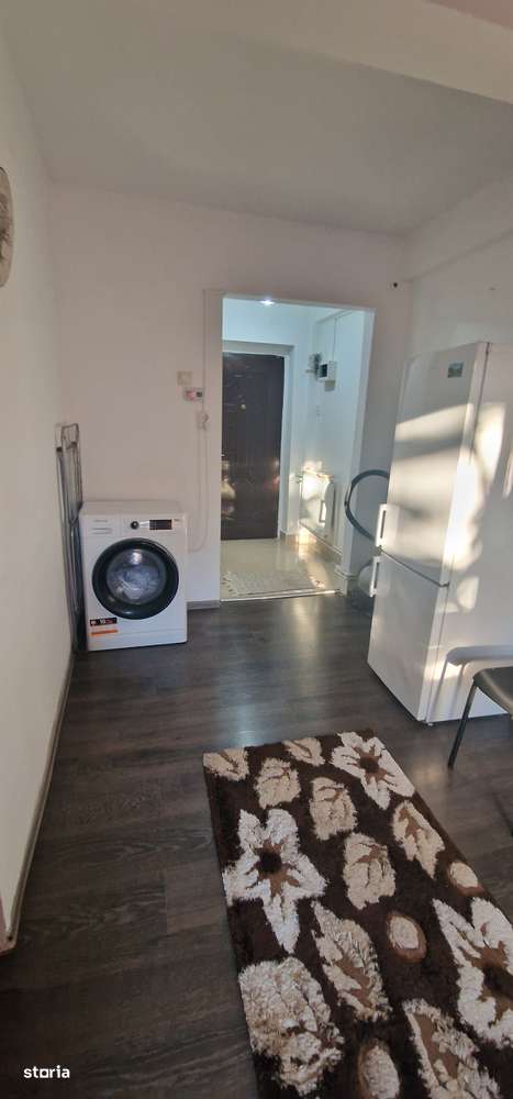 Vanzare garsoniera et. 3  Zona  Gara de sud-3