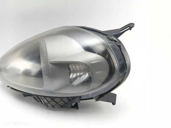 LAMPA LEWY PRZÓD CIEMNA FIAT GRANDE PUNTO - 7