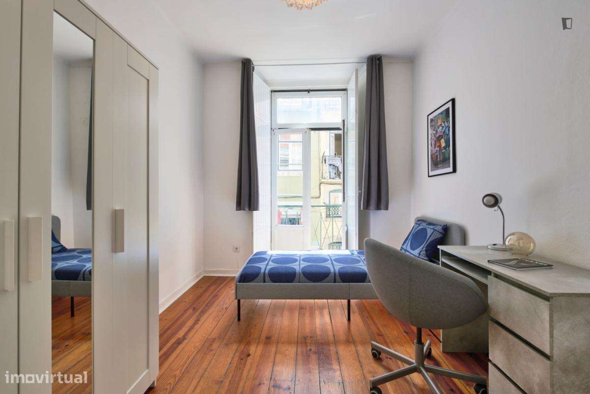 Quarto - localizado em Graça Lisbon - Grande imagem: 4/22