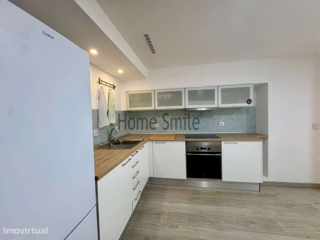 T1 + 1 NA PRIMEIRA LINHA. ALOJAMENTO LOCAL. PRAIA DA CALIFORNIA-9