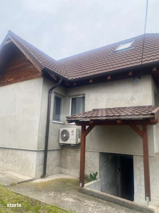 Casa de vanzare, cu 4 camere, 170mp, zona Garbau (Cornesti) - Imagine principală: 2/17