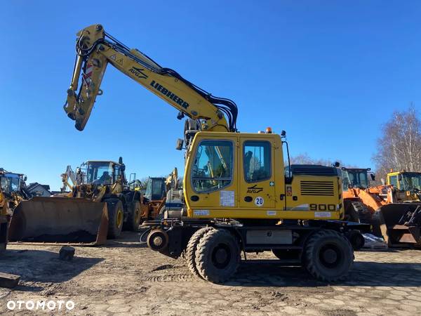 Liebherr A900CZW - 1