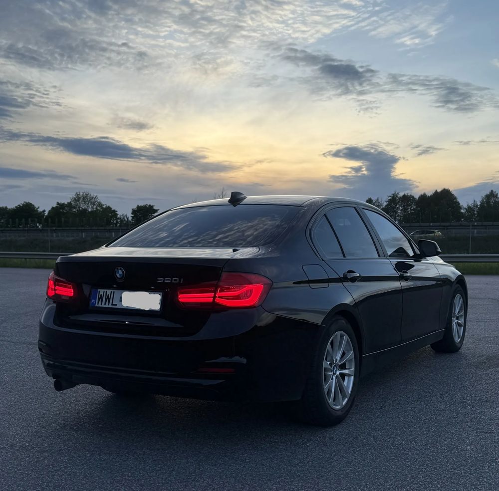BMW 3 Series F30/F31 320i 2016