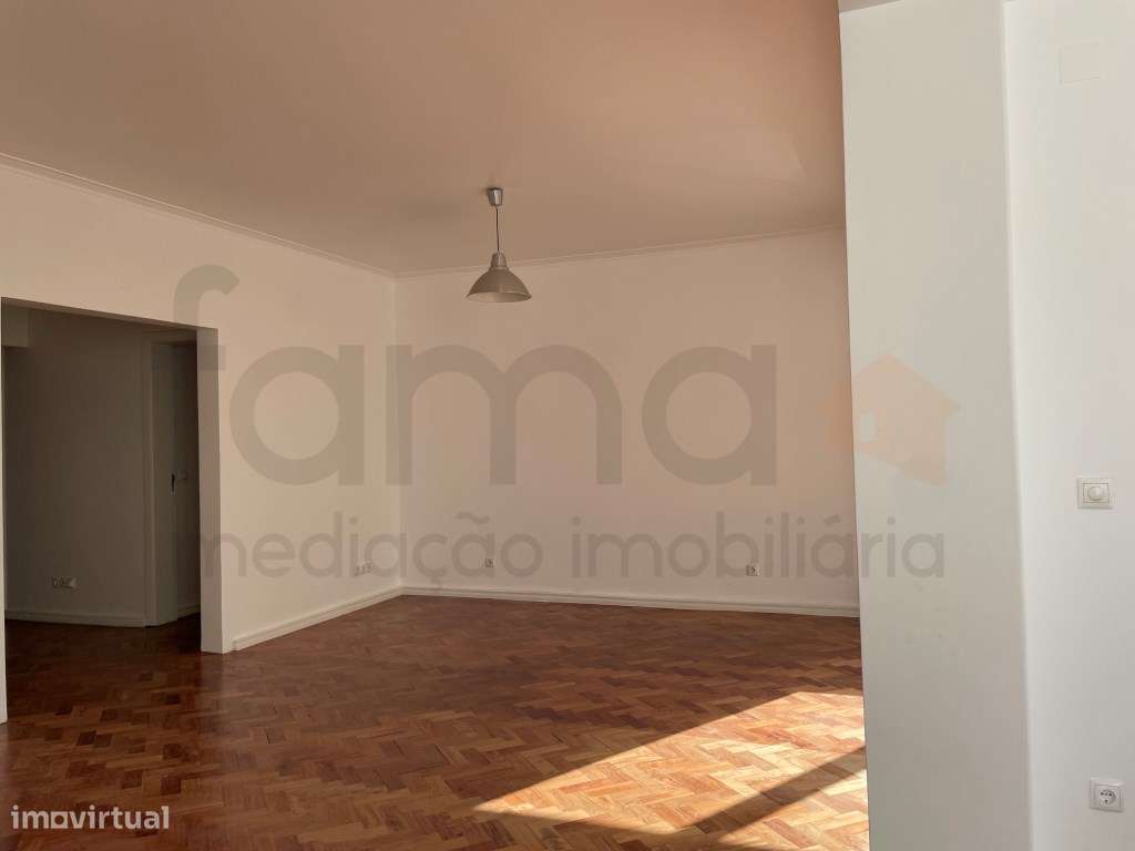 T3 com terraço em Campo de Ourique - Grande imagem: 2/24