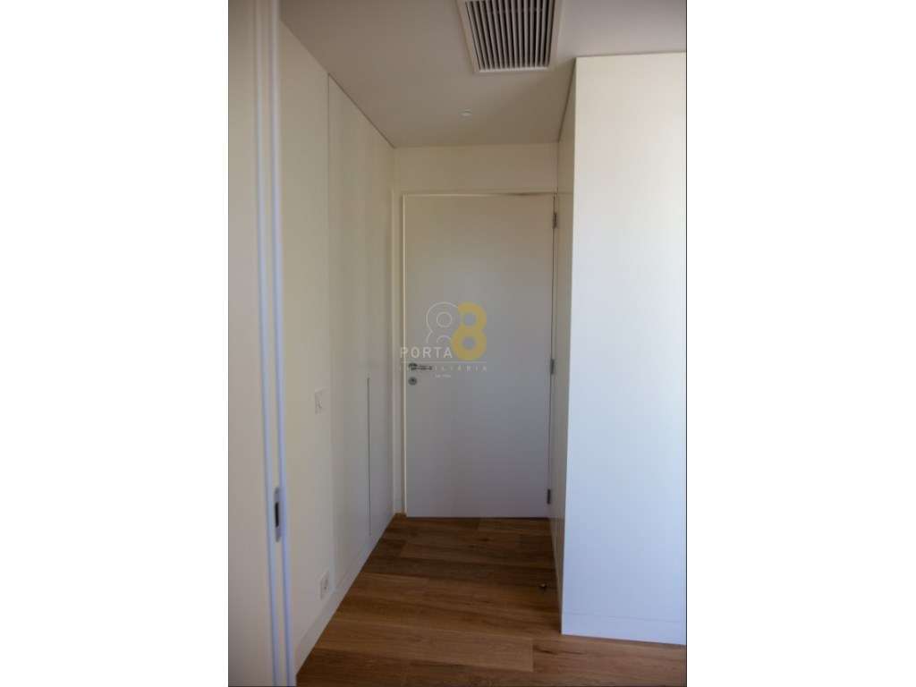 Apartamento T2 com vistas de rio e mar inalteráveis-15