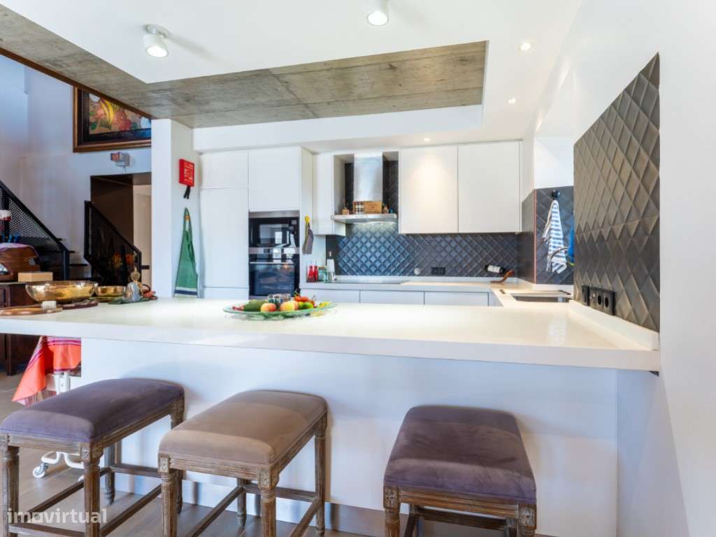 Moradia T3 com Piscina e Próxima do Mar na Serra do Bouro-8