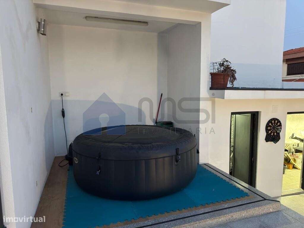 Moradia T3 em Matosinhos — Conforto e Elegância-50