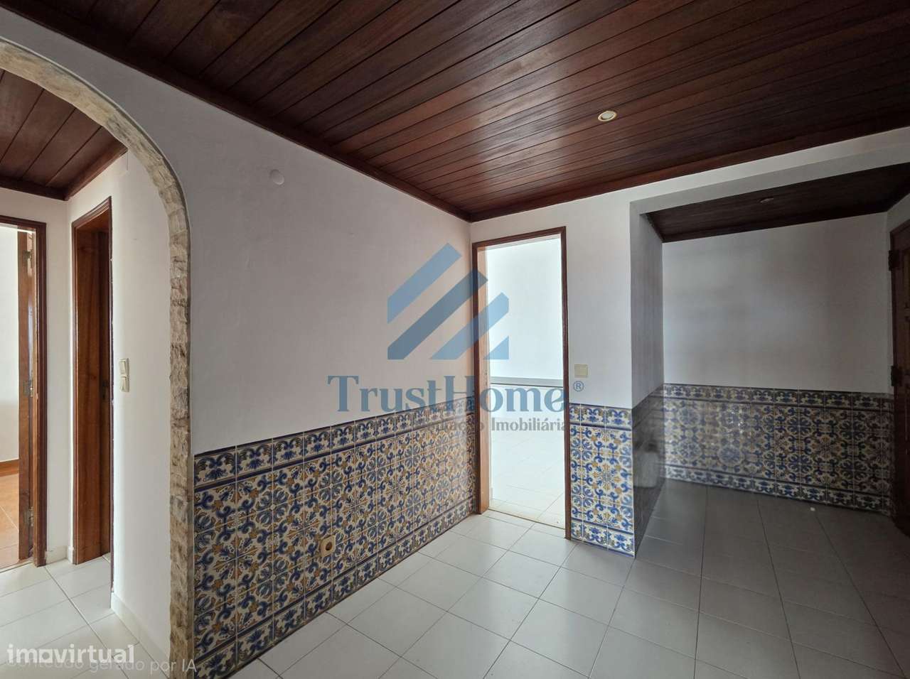 T2 no centro da Arrentela perto da Baia, a 2,5km da estação de...-12