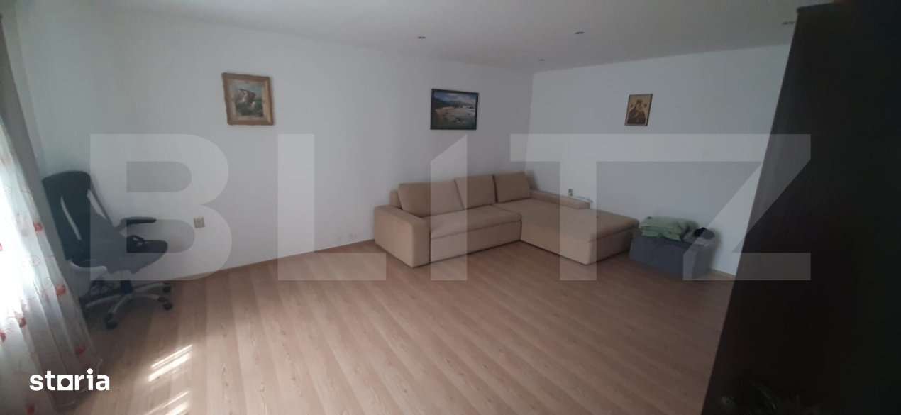 Apartament de vanzare, la casa, cu 2 camere, 66 mp, zona Lazaret - Imagine principală: 5/16