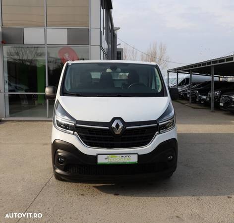 Renault Trafic - 11