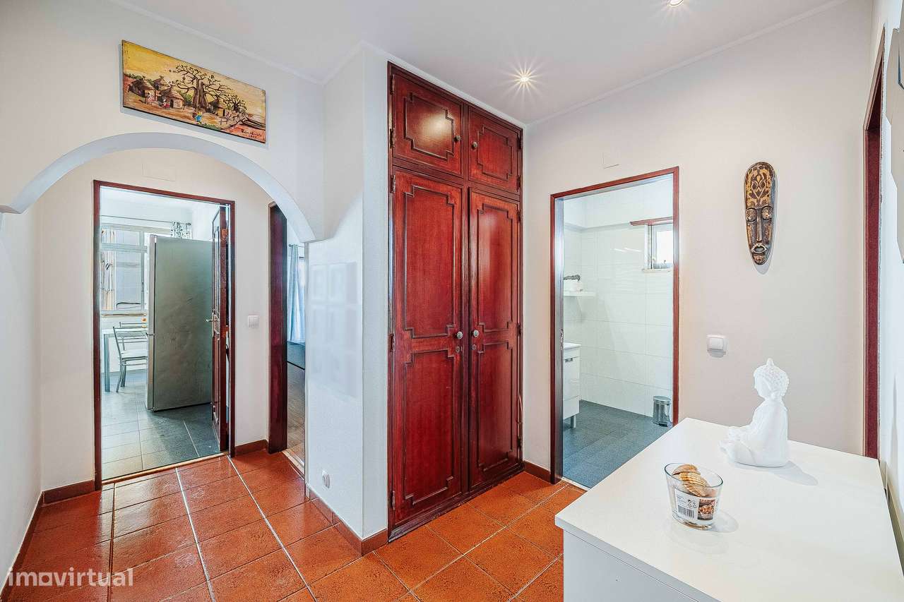 T2 totalmente remodelado no Cacém-16