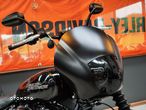 Harley-Davidson Softail Street Bob - 19