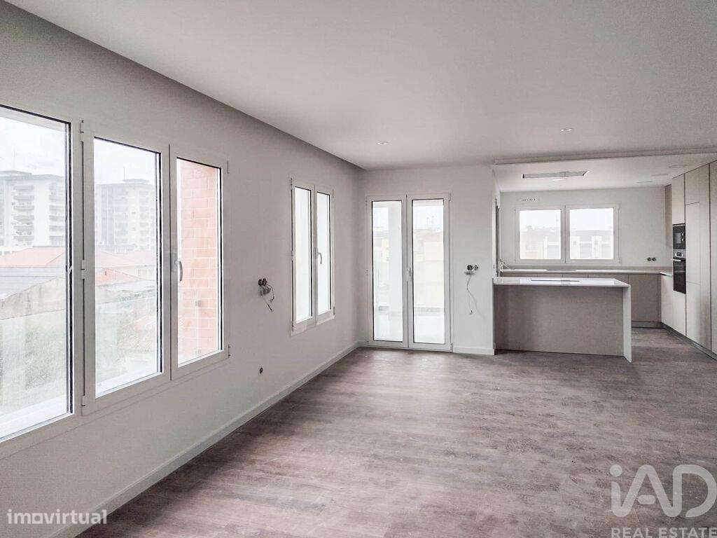 Duplex T3 em Marinha Grande de 151 m2 - Grande imagem: 4/21