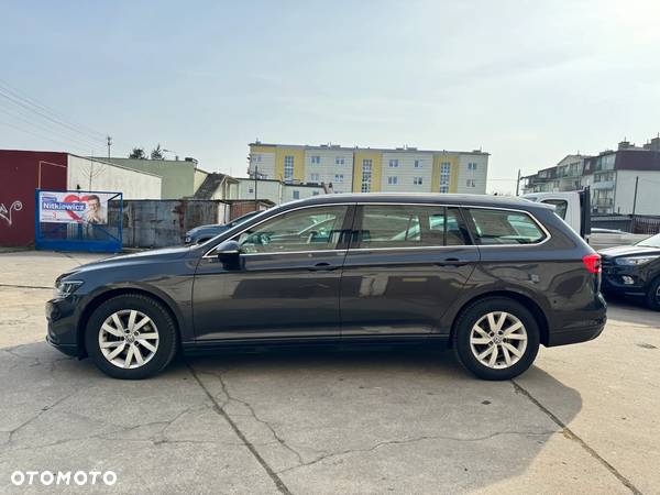 Volkswagen Passat Variant 1.6 TDI SCR DSG Business - 2