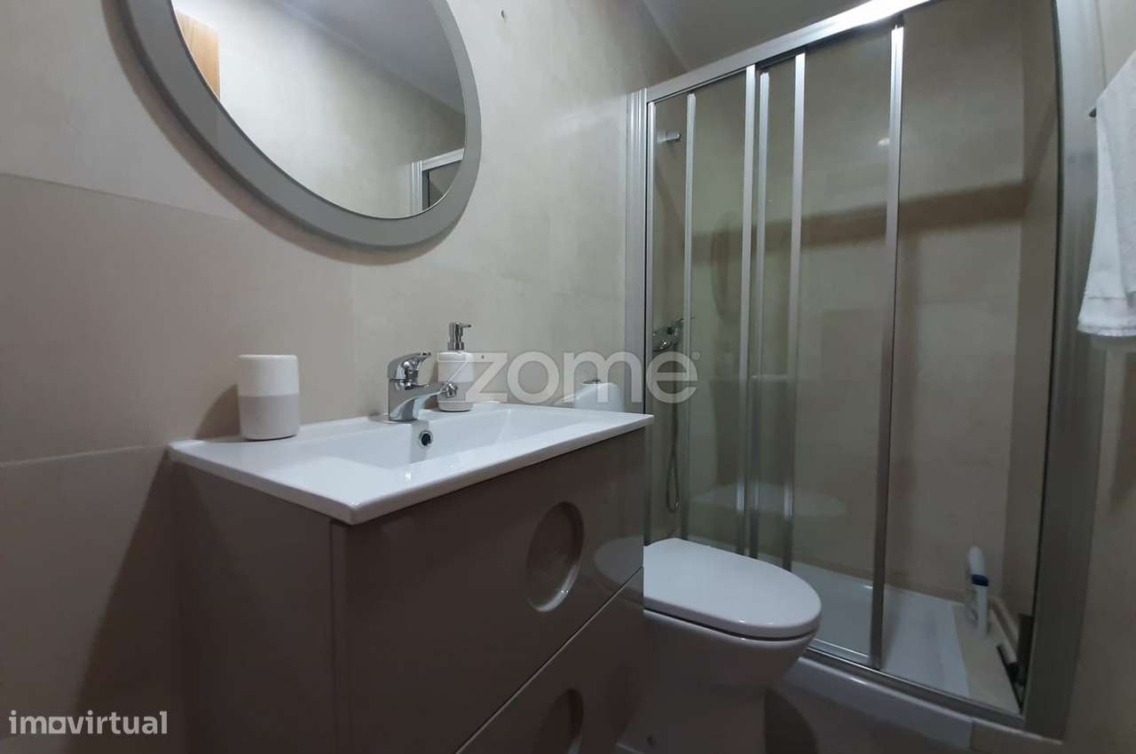 Arrenda-se T2 com Vista Mar, Terraço e Piscina - Grande imagem: 5/15