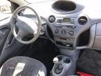 Toyota Yaris 1.0 5P 2001  - Para Peças - 6