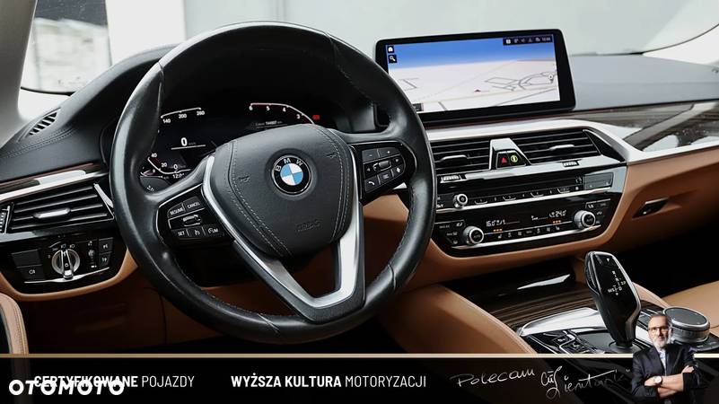 BMW Seria 5 520d Luxury Line - 15