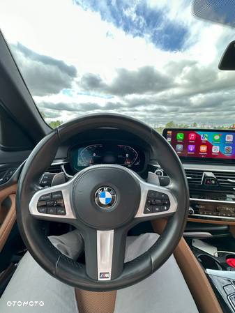 BMW Seria 5 520i mHEV M Sport - 15