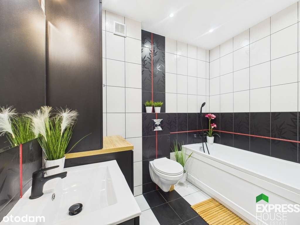 Bliźniak z garażem, 3 poziomy, bardzo zadbany-9