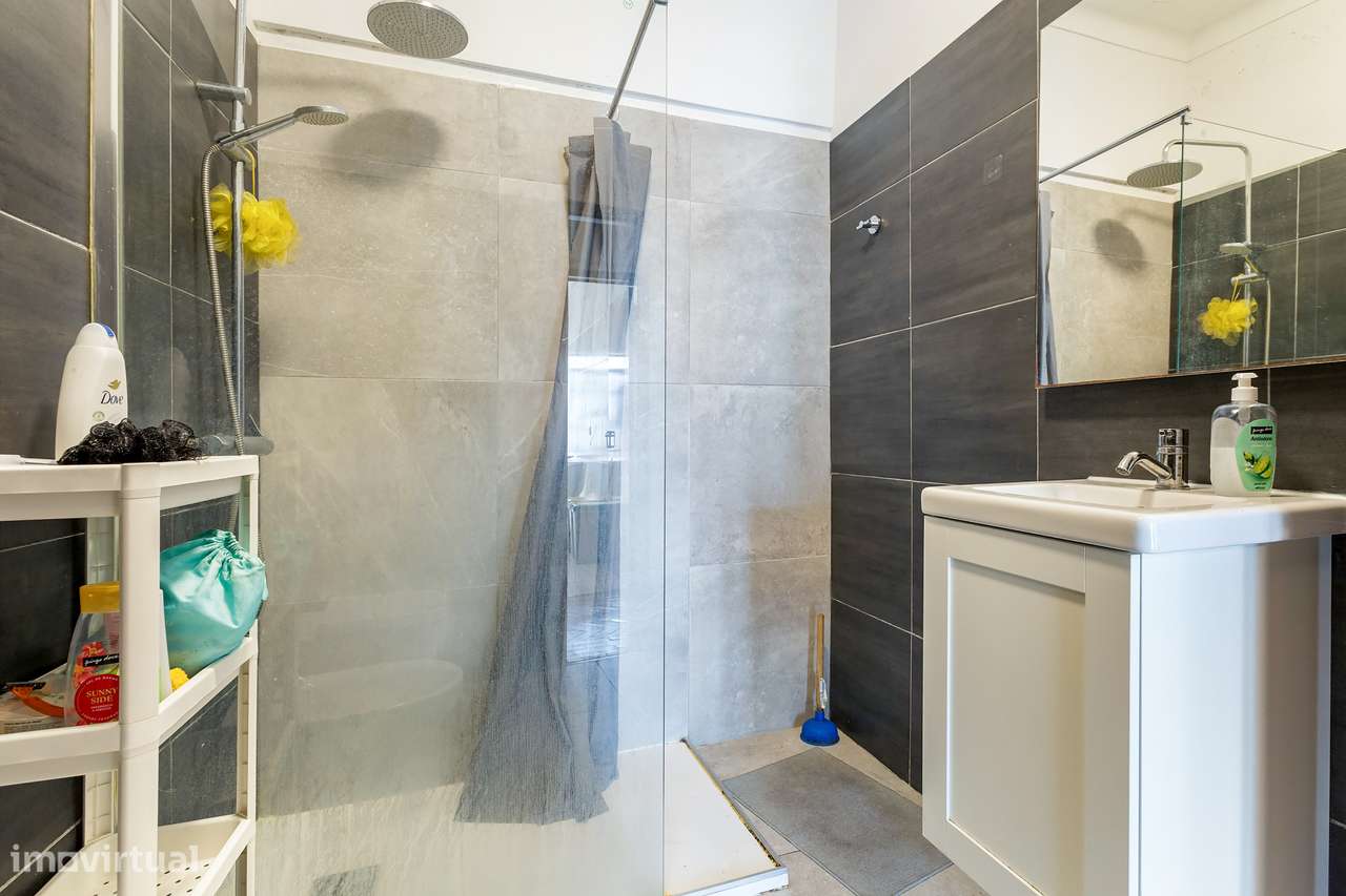 Apartamento T3, Almada-11