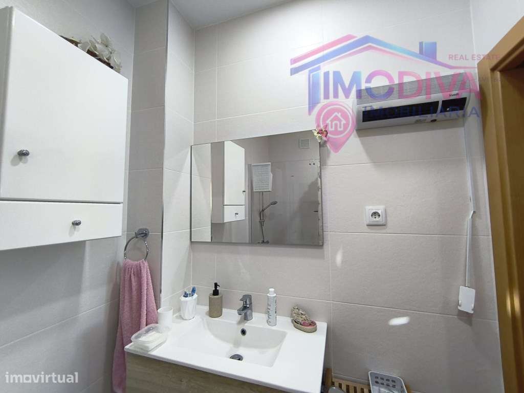 Moradia T3 recentemente renovada, com jardim em Graça, Pedrogão Grande-31