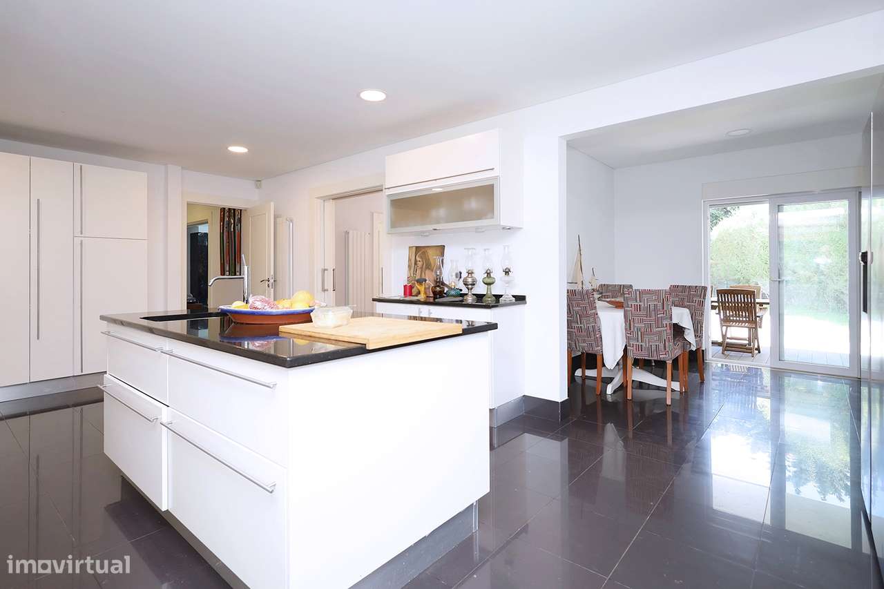 Moradia T6 – Belas Clube de Campo – Golfe – Auto sustentável-12