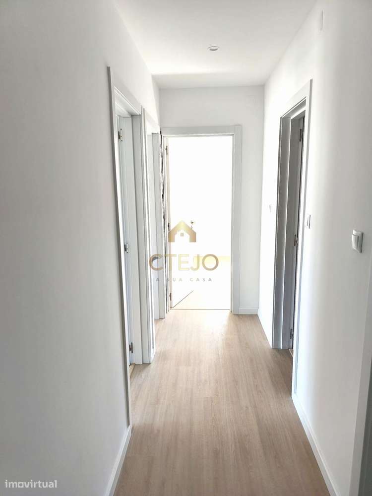Apartamento T3 totalmente remodelado-9