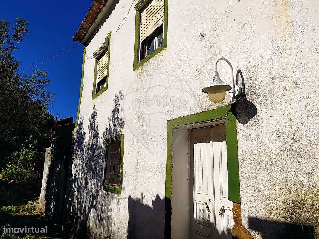 Moradia T2 para venda - Grande imagem: 2/6