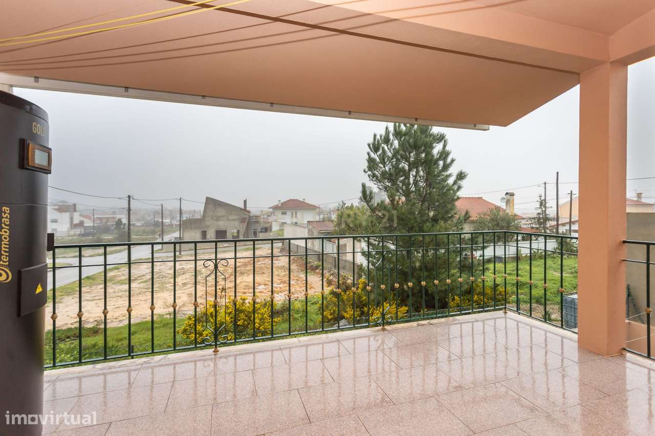 Espetacular Moradia com Vista Campestre em Localização Privilegiada-44