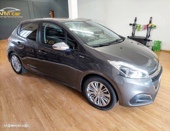 Peugeot 208 1.2 PureTech Style - 10