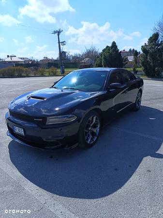 Dodge Charger 5.7 R/T - 1